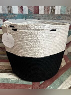 Mia Melange NWT Foldable 100% Cotton Basket Spot Clean Storage 9”X9” Cream/Black